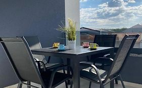 Adria-Appartment-Island-Vir #Sea #Beach #Wifi #Privateparking #Netflix