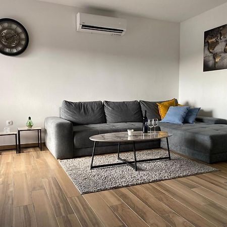 Adria-Appartment-Island-Vir #Sea #Beach #Wifi #Privateparking #Netflix Exterior foto